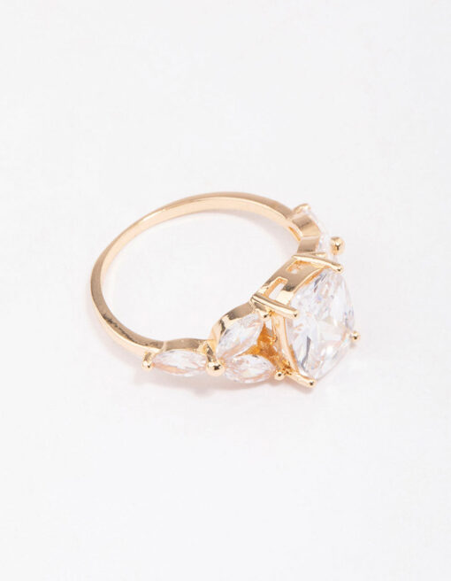 Elegant Floral  Ring