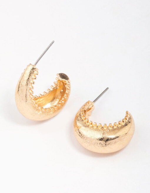 Cross Hatched Curved Huggie Hoop Earrings
